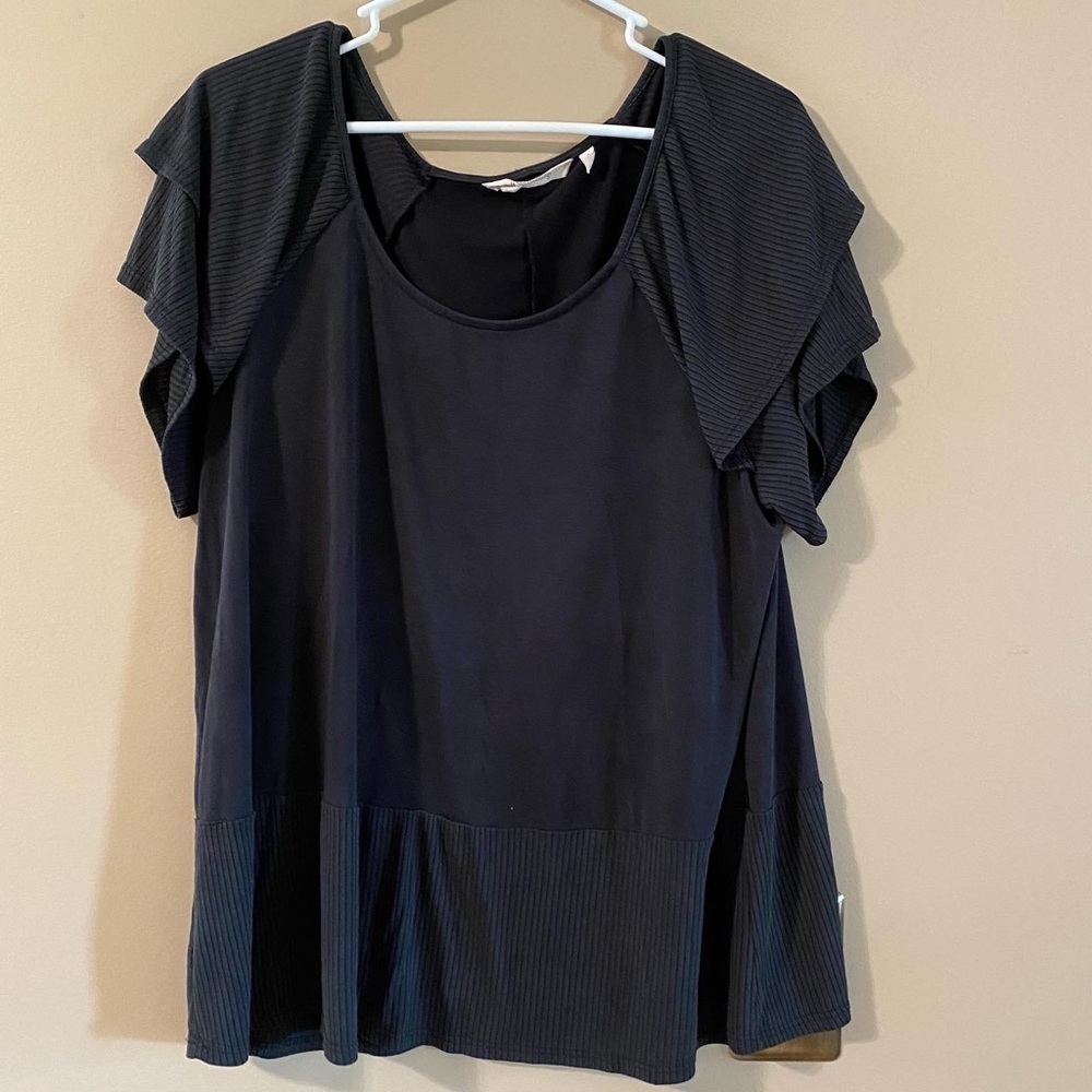 Soft Surroundings black ruffled sleeve blouse large